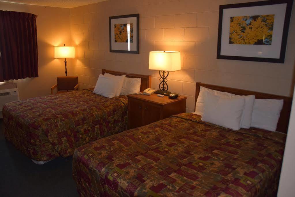 1St Choice Inn Of Rawlins Exterior photo